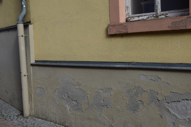 Sockel des Bürgerhauses Sockel des Bürgerhauses